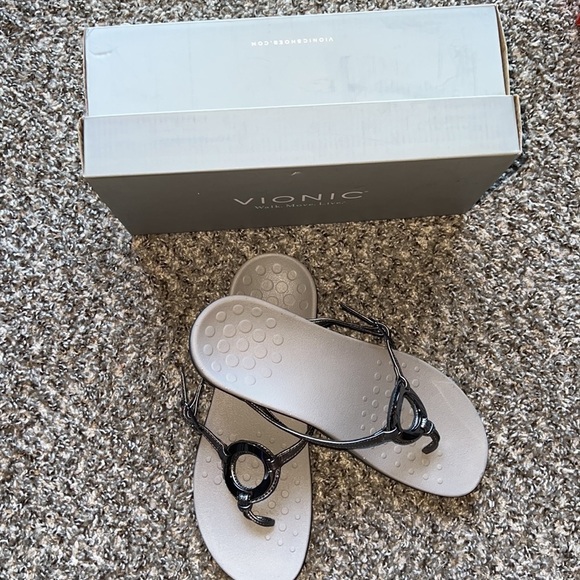 Vionic Women's Rest Karina Backstrap Sandal- Supportive Ladies Slip on size 11M - Picture 7 of 10